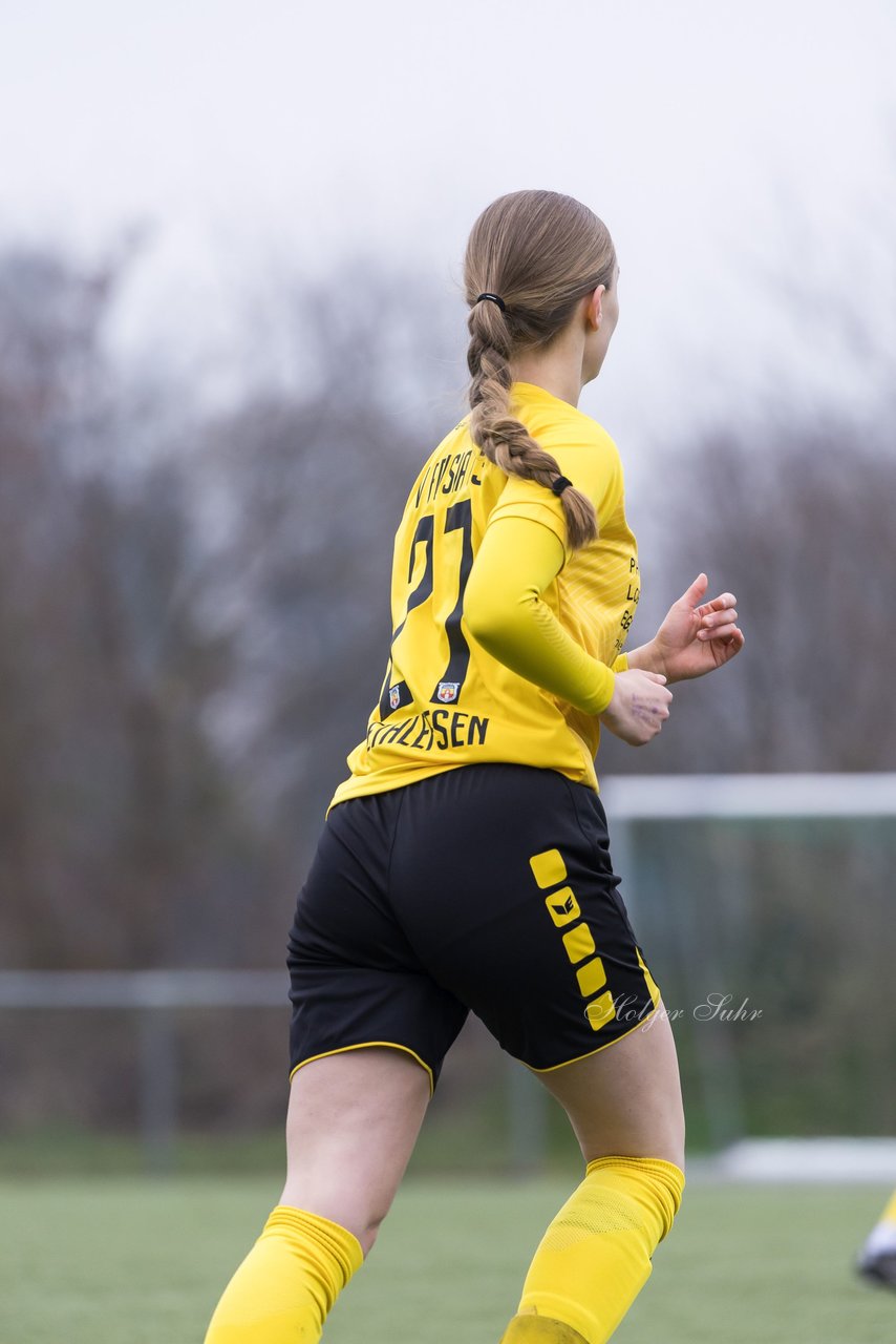 Bild 383 - F SSC Hagen Ahrensburg - SV Frisia Risum-Lindholm : Ergebnis: 1:2